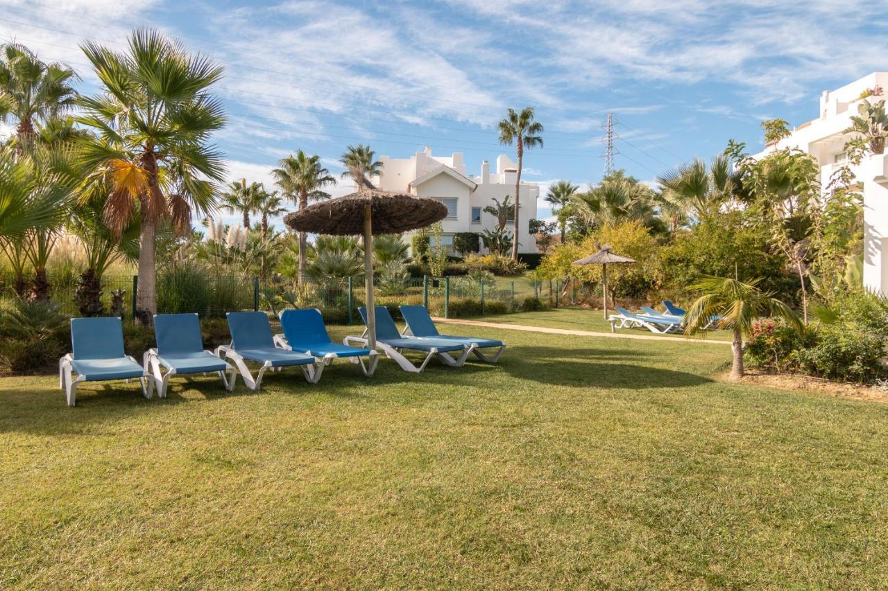 2237-Modern Apt With Private Beach إِستيبونا المظهر الخارجي الصورة